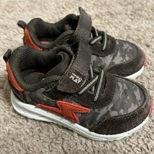 Stride Rite m2p Zips Runner Boys Size 5.5W